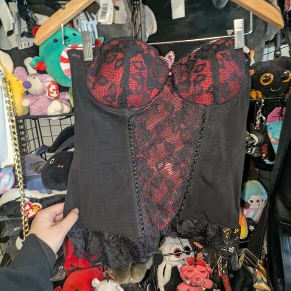 Gothic Lace Top - Picture 3 of 5